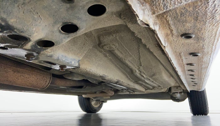 2017 Ford New Figo 1.2 TITANIUM, Petrol, Manual, 33,257 km, Right Side Under Body