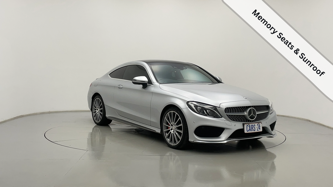 Right Front Diagonal (45- Degree) View