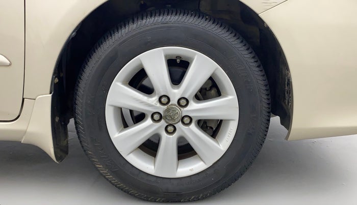 2011 Toyota Corolla Altis G PETROL, Petrol, Manual, 33,743 km, Right Front Wheel