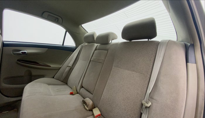 2011 Toyota Corolla Altis G PETROL, Petrol, Manual, 33,743 km, Right Side Rear Door Cabin