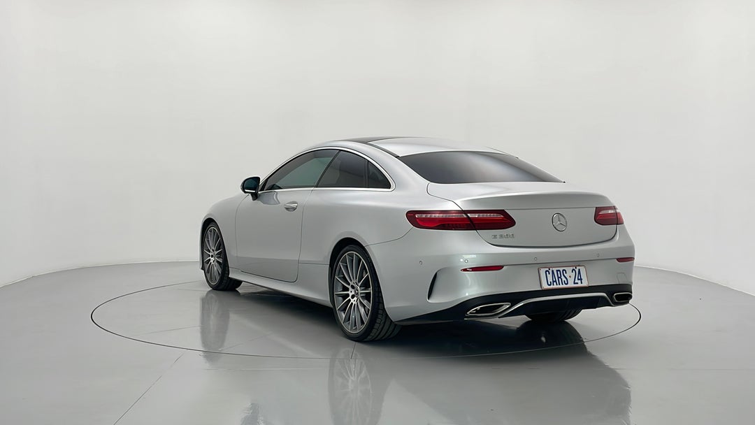 Left Back Diagonal (45- Degree) View