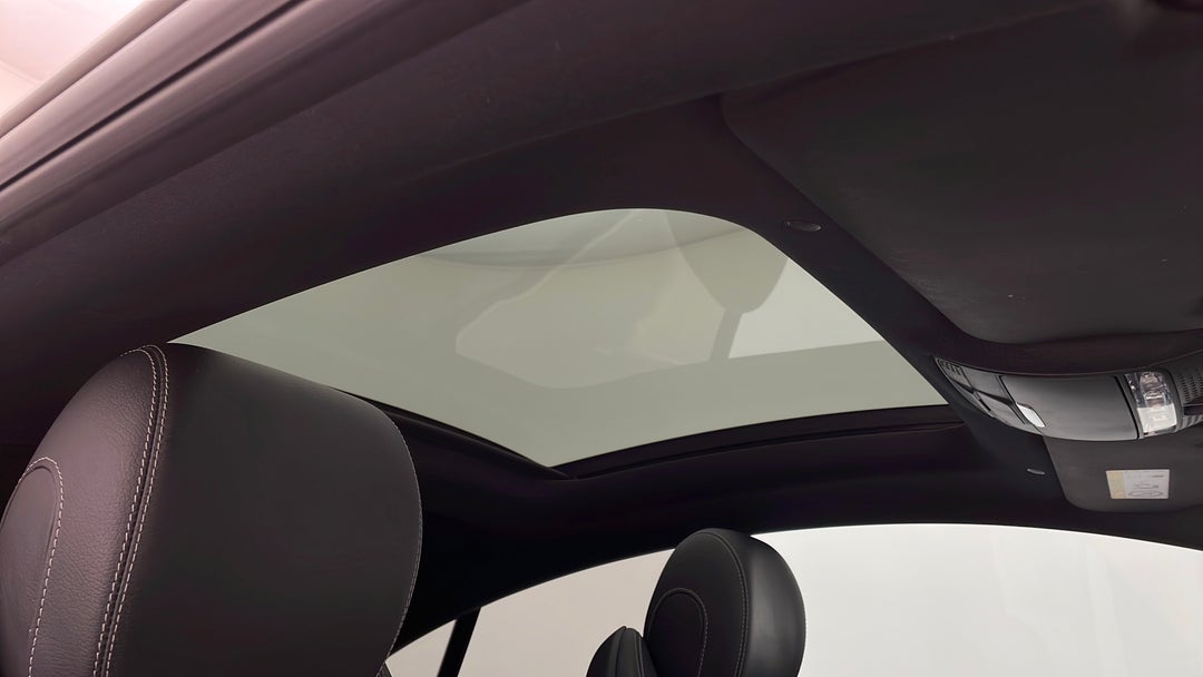 Interior Sunroof/Moonroof