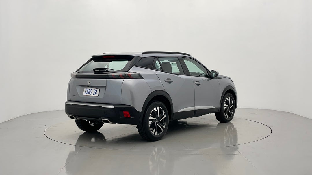 Right Back Diagonal (45- Degree) View