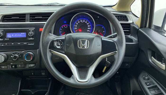 2015 Honda Jazz 1.5 S MT, Diesel, Manual, 1,51,818 km, Steering Wheel Close Up