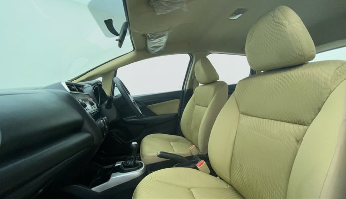 2015 Honda Jazz 1.5 S MT, Diesel, Manual, 1,51,818 km, Right Side Front Door Cabin