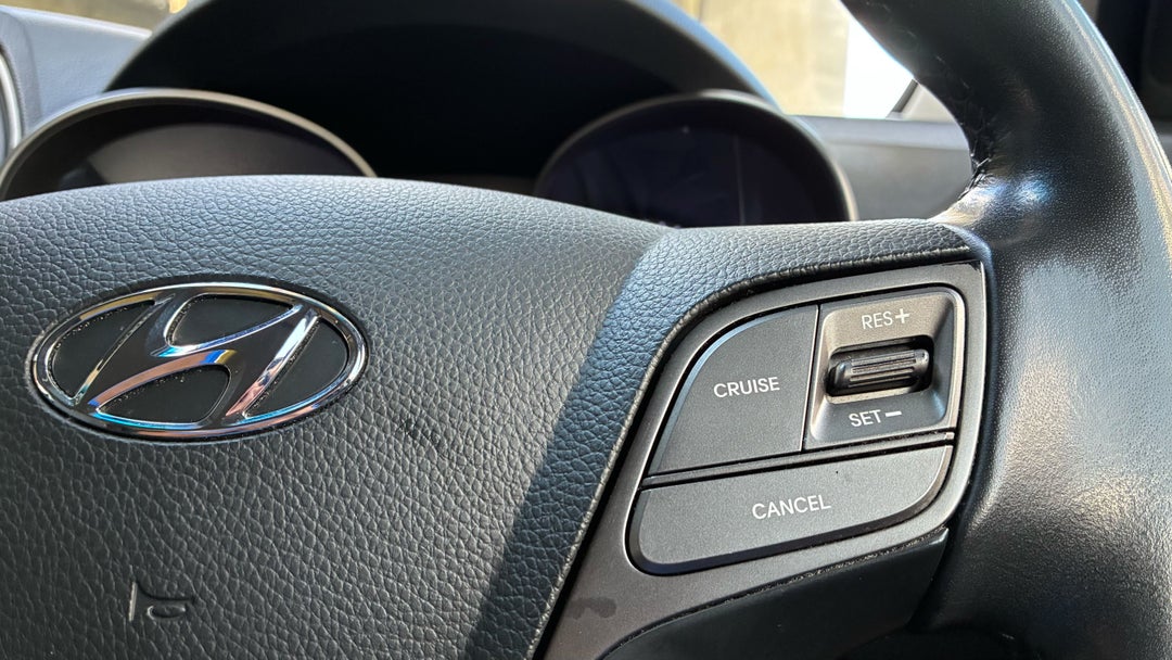 2016 Hyundai Santa Fe Active (4x4), Automatic, 115092 km, Cruise Control