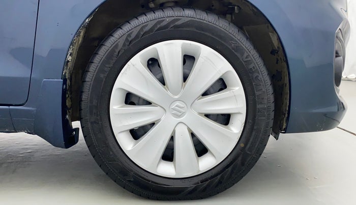 2017 Maruti Ertiga VDI SHVS, Diesel, Manual, 1,07,488 km, Right Front Tyre