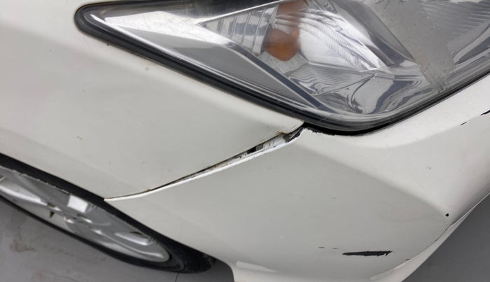 2015 Honda City 1.5L I-DTEC V, Diesel, Manual, 1,08,823 km, Front bumper - Repaired