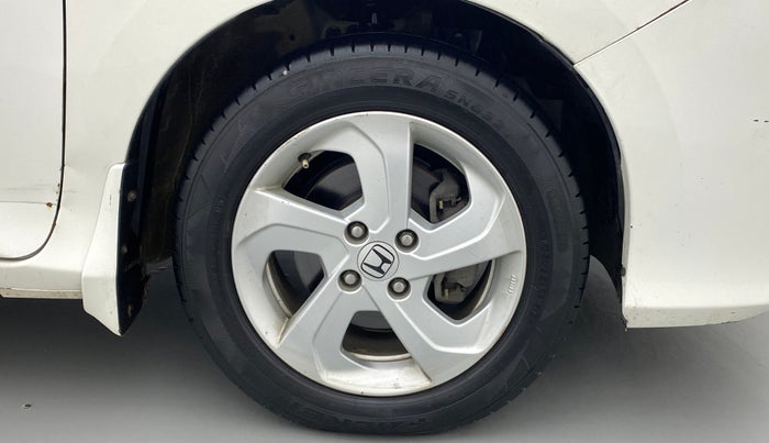 2015 Honda City 1.5L I-DTEC V, Diesel, Manual, 1,08,823 km, Right Front Wheel