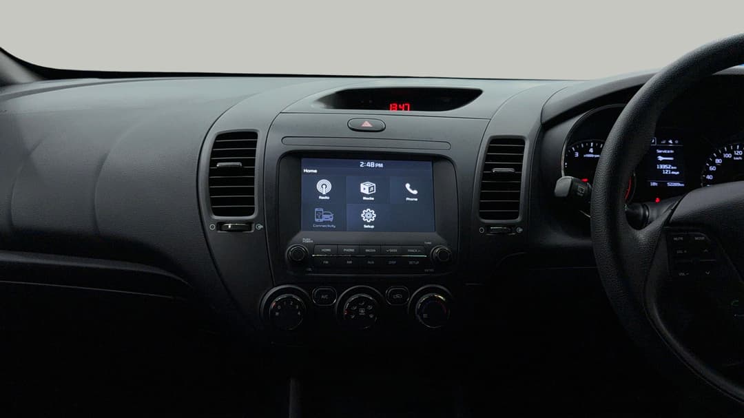 2016 Kia Cerato S, Automatic, 52269 km, Center Console