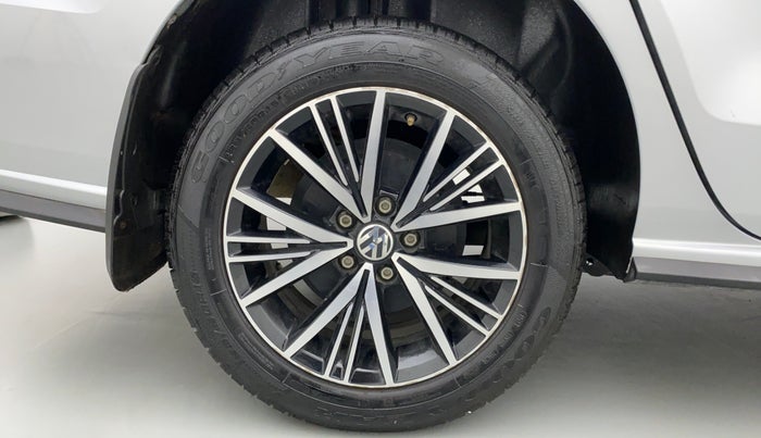 2021 Volkswagen Vento Highline 1.0 TSI MT, Petrol, Manual, 8,767 km, Right Rear Wheel