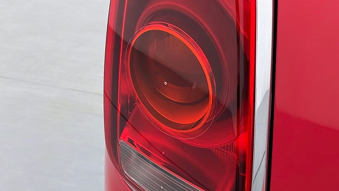 MINI COUNTRYMAN-Tail Light LHS Scratched