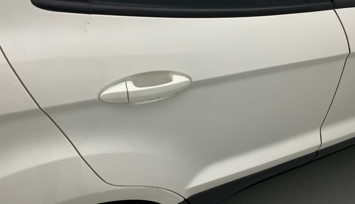 2015 Ford Ecosport TITANIUM 1.5L PETROL AT, CNG, Automatic, 74,413 km, Right rear door - Minor scratches