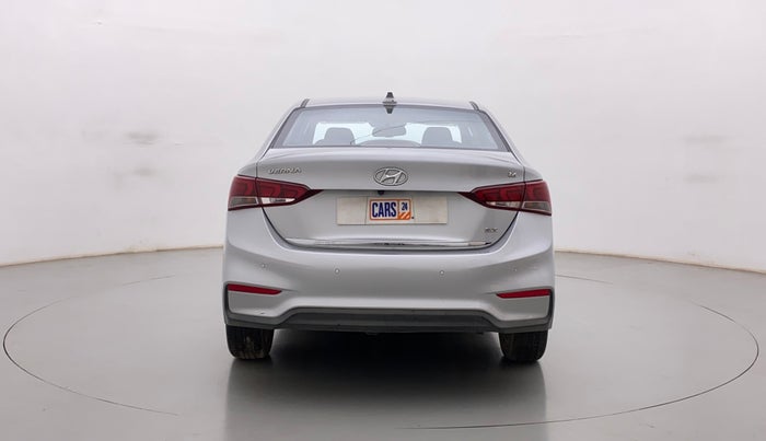 2018 Hyundai Verna 1.6 VTVT SX, Petrol, Manual, 8,080 km, Back/Rear