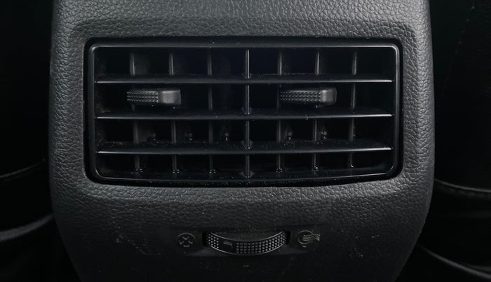 2016 Hyundai Elite i20 ASTA 1.2 (O), Petrol, Manual, 29,066 km, Rear AC Vents
