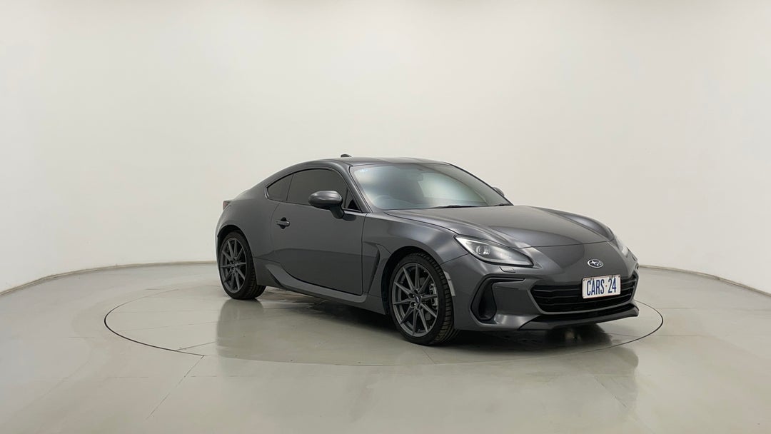 Right Front Diagonal (45- Degree) View