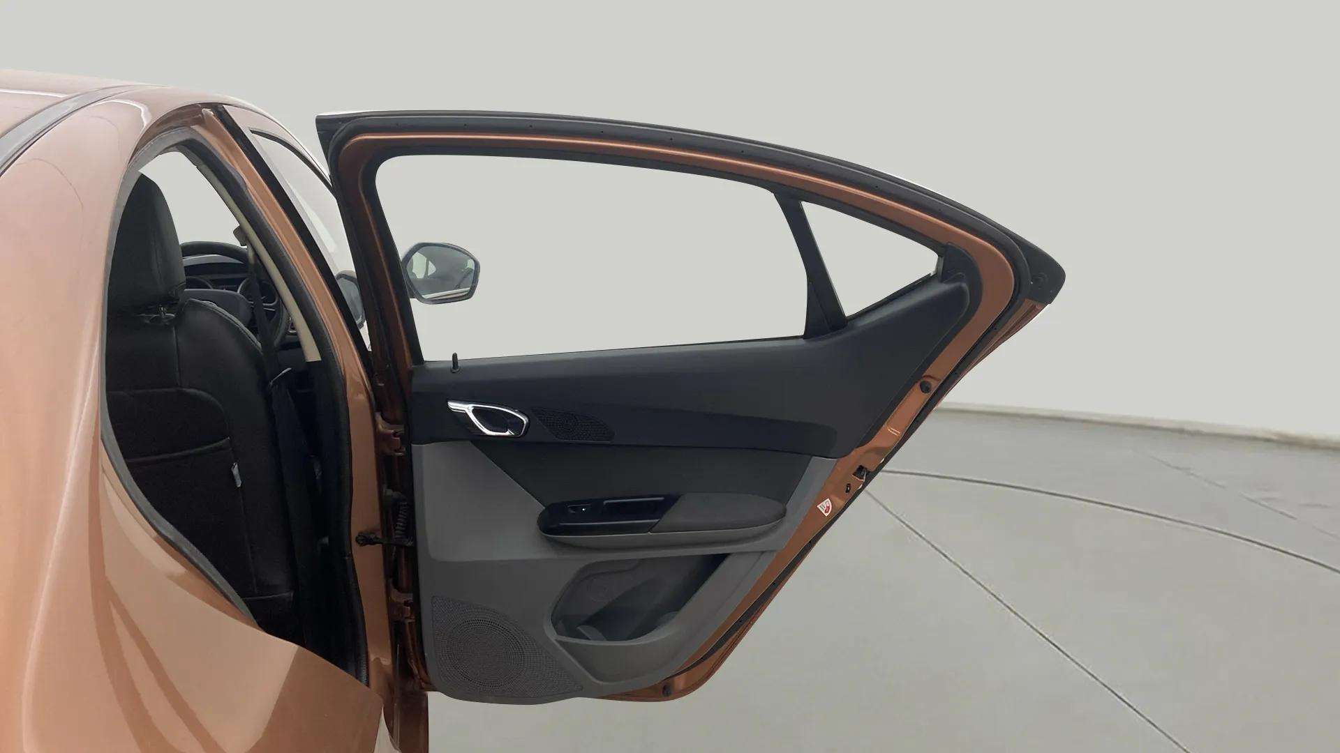 RHS-Rear-Door-Open