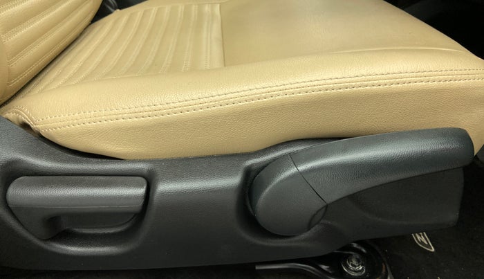 2019 Honda Jazz 1.2 VX AT, Petrol, Automatic, 5,183 km, Driver Side Adjustment Panel