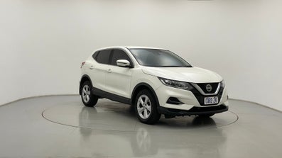 2019 Nissan Qashqai St Automatic, 74k km Petrol Car