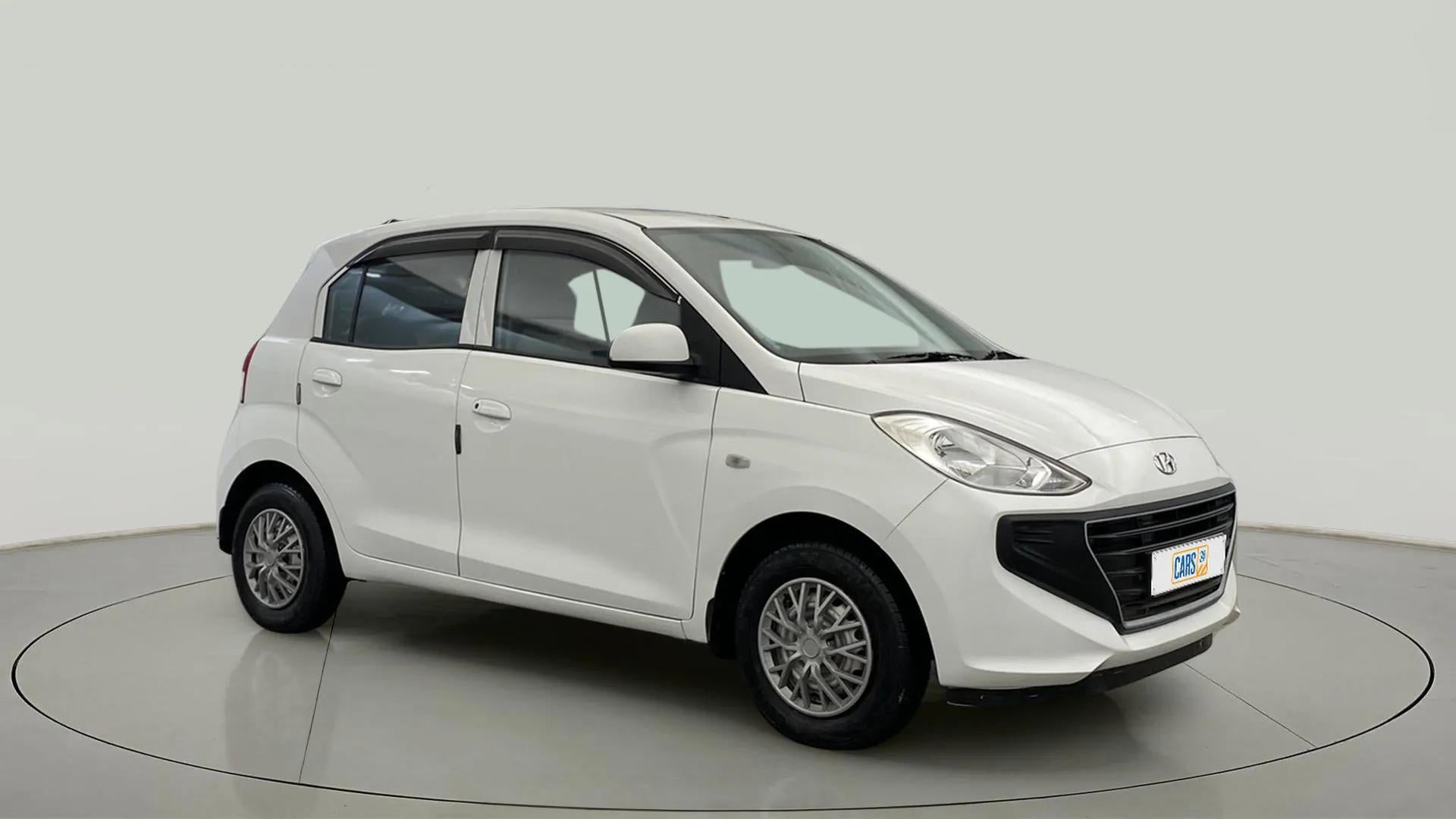 Hyundai NEW SANTRO