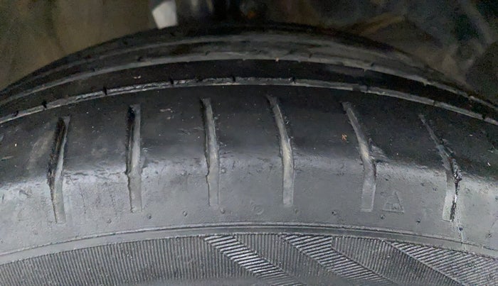 2019 Maruti Baleno ALPHA 1.2 K12, Petrol, Manual, 51,391 km, Right Front Tyre Tread