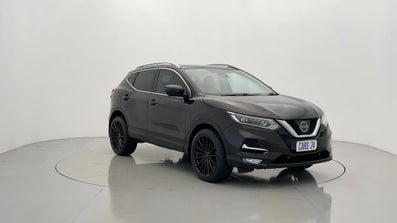 2017 Nissan Qashqai N-tec Automatic, 105k km Petrol Car