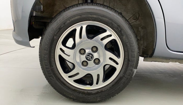 2016 Toyota Etios Liva D 4D VD, Diesel, Manual, 99,615 km, Right Rear Wheel