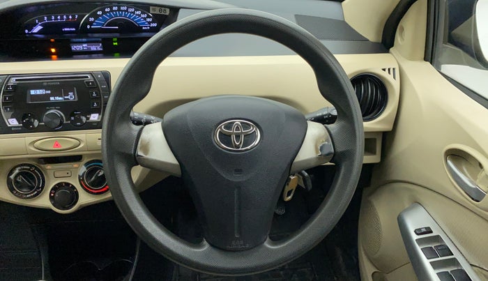 2016 Toyota Etios Liva D 4D VD, Diesel, Manual, 99,615 km, Steering Wheel Close Up
