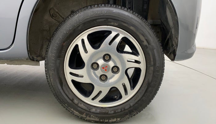 2016 Toyota Etios Liva D 4D VD, Diesel, Manual, 99,615 km, Left Rear Wheel