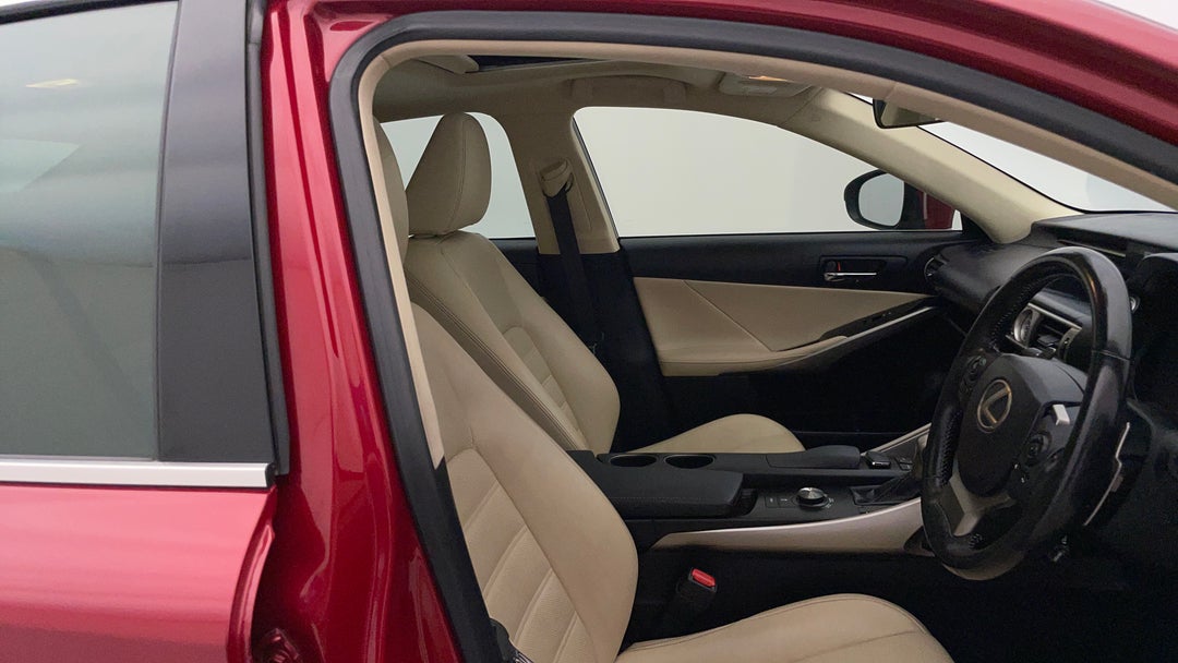 2015 Lexus Is250 Luxury, Automatic, 118773 km, Right Side Front Door Cabin View