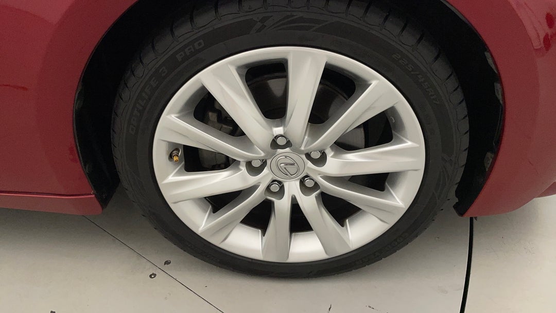 2015 Lexus Is250 Luxury, Automatic, 118773 km, Right Front Wheel