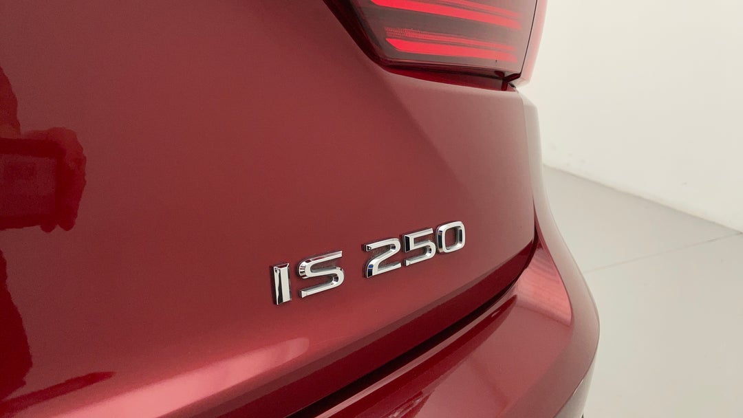 2015 Lexus Is250 Luxury, Automatic, 118773 km, Badge (Boot Right Side)