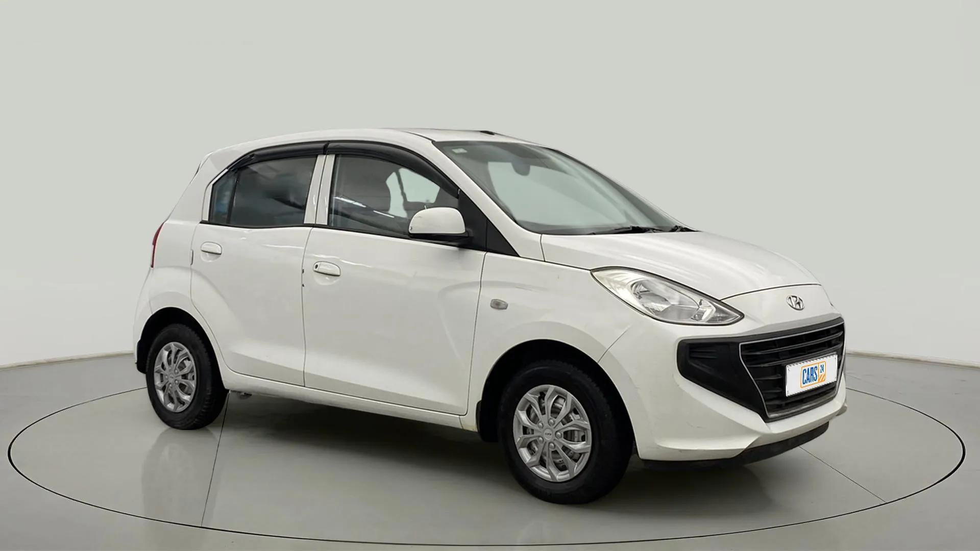 Hyundai NEW SANTRO