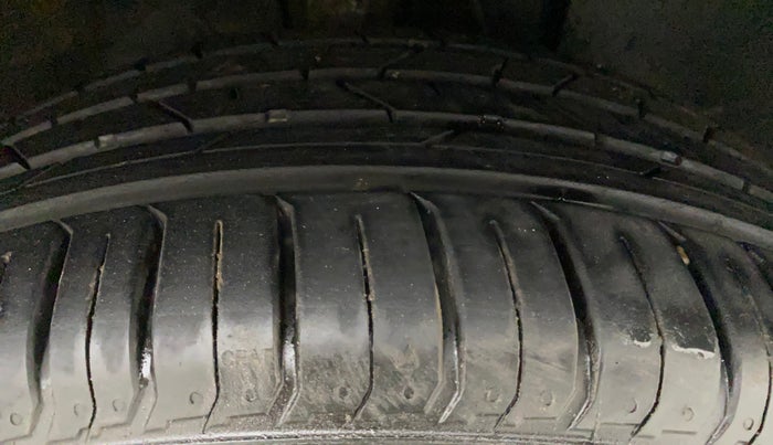 2022 Hyundai VENUE SX 1.0 (O) TURBO IMT, Petrol, Manual, 8,958 km, Right Front Tyre Tread