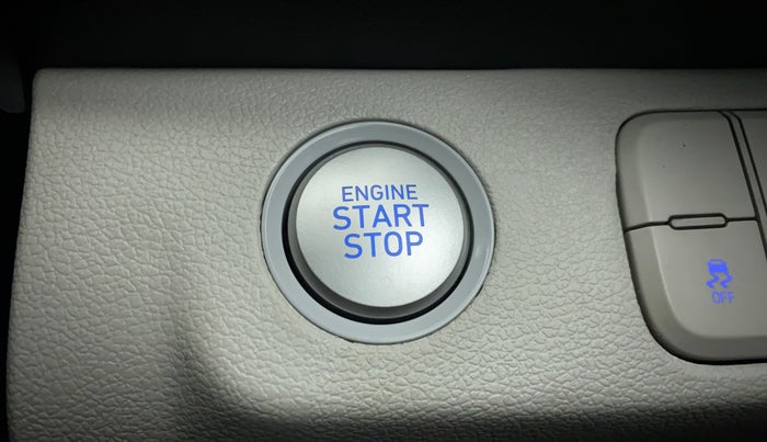 2022 Hyundai VENUE SX 1.0 (O) TURBO IMT, Petrol, Manual, 8,958 km, Keyless Start/ Stop Button