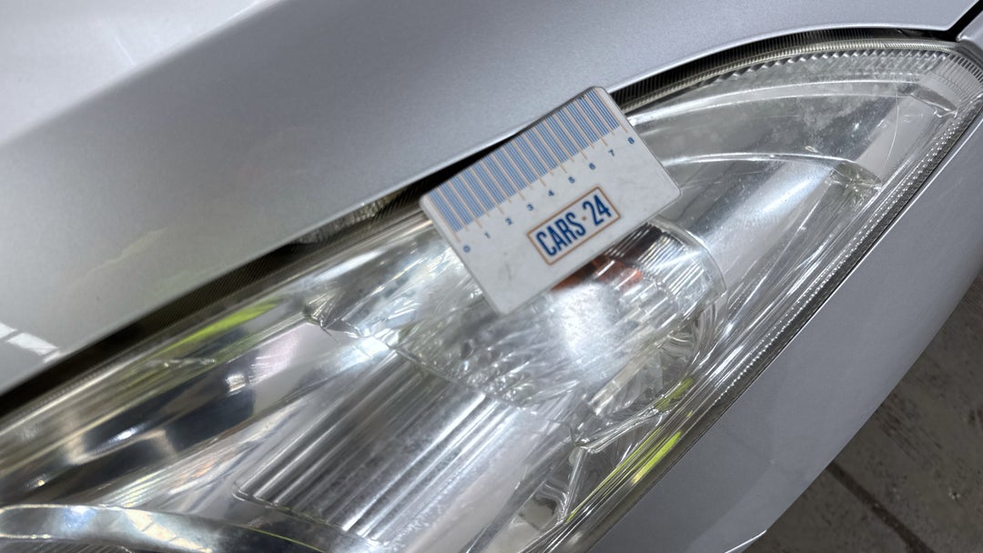 2015 Suzuki Swift Gl Navigator, Automatic, 64729 km, Lights Headlights LHS Fade