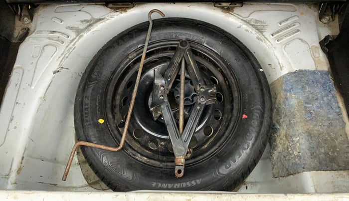 2014 Toyota Etios Liva G, Petrol, Manual, 73,506 km, Dicky (Boot door) - Jack/Tool not available