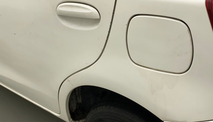 2014 Toyota Etios Liva G, Petrol, Manual, 73,506 km, Left quarter panel - Minor scratches