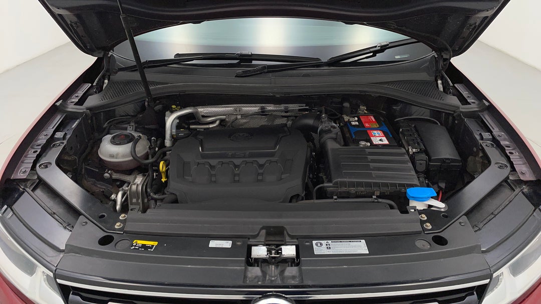 Open Bonnet (Engine)