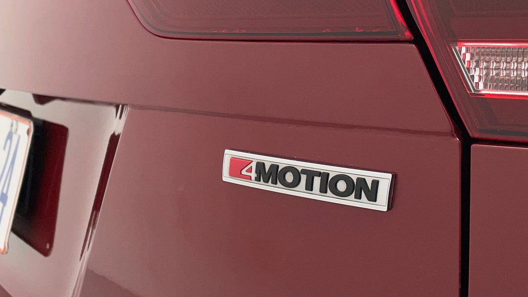 Badge (Boot Right Side)