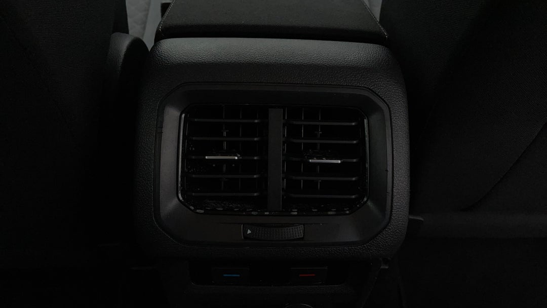 Rear A/C Vent