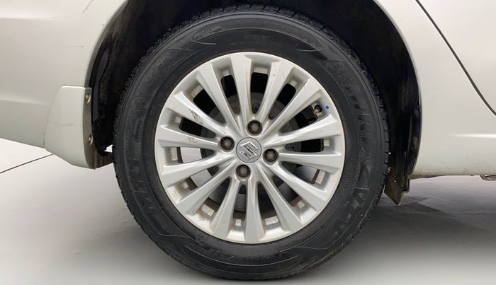 2017 Maruti Ciaz ZETA 1.4  AT PETROL, Petrol, Automatic, 59,305 km, Right Rear Wheel