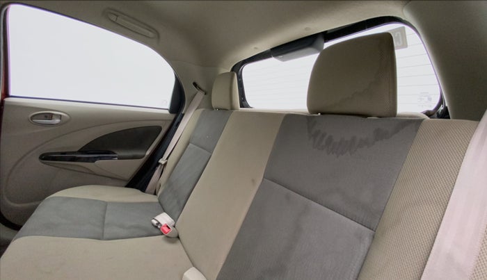 2016 Toyota Etios Liva V DUAL TONE, Petrol, Manual, 44,287 km, Right Side Rear Door Cabin