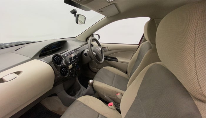2016 Toyota Etios Liva V DUAL TONE, Petrol, Manual, 44,287 km, Right Side Front Door Cabin