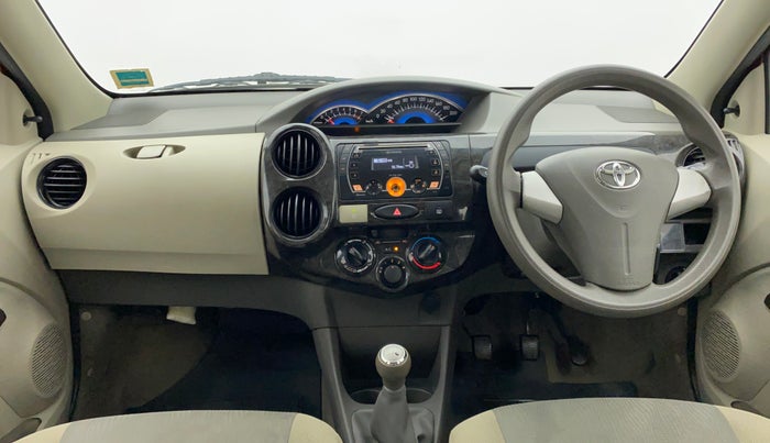 2016 Toyota Etios Liva V DUAL TONE, Petrol, Manual, 44,287 km, Dashboard