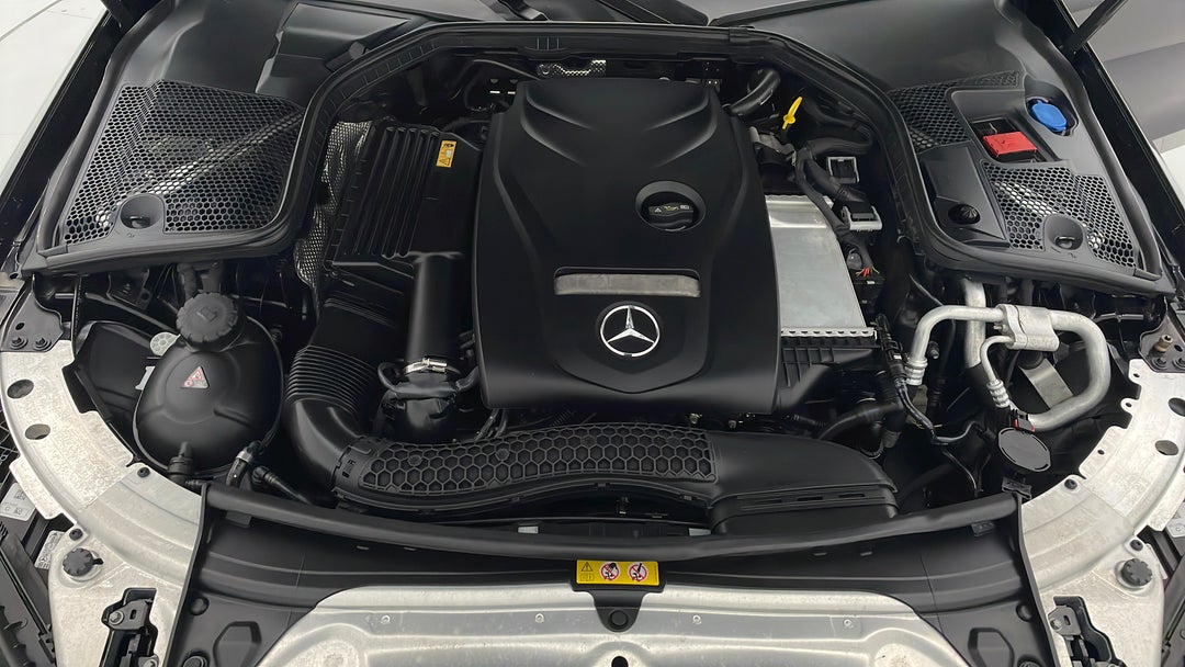Open Bonnet (Engine)