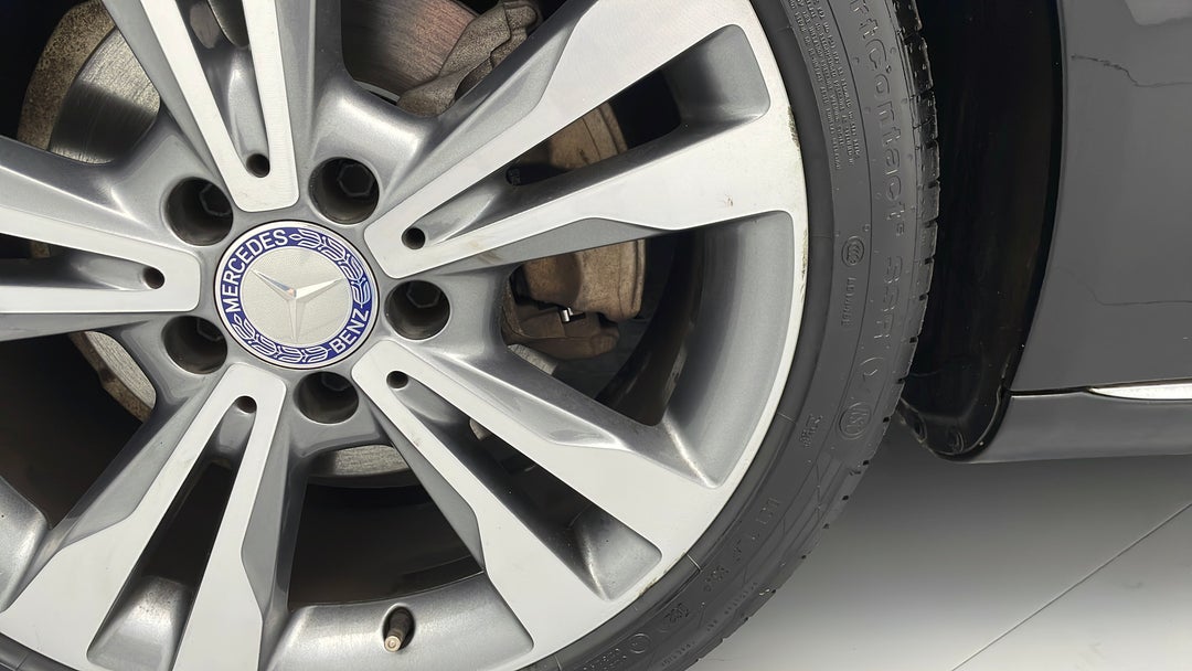 Wheels Rim Front LHS Scratch