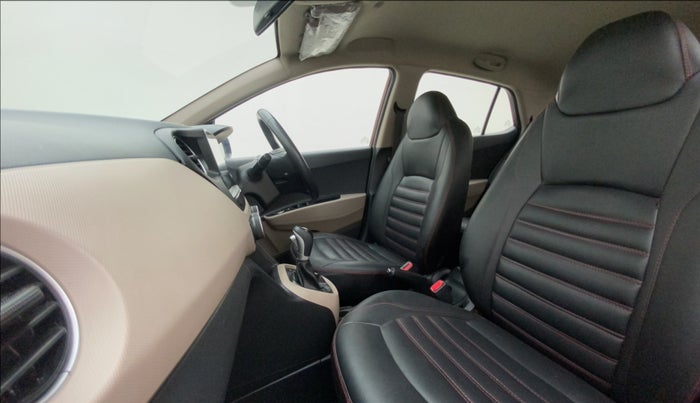 2016 Hyundai Grand i10 ASTA AT 1.2 KAPPA VTVT, Petrol, Automatic, 39,583 km, Right Side Front Door Cabin