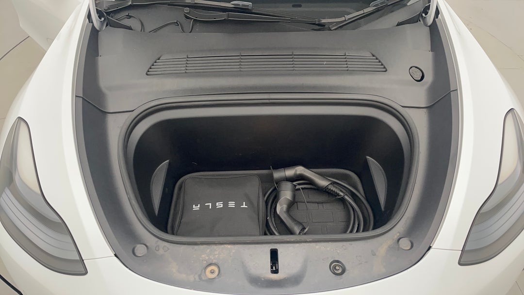 Open Bonnet (Engine)