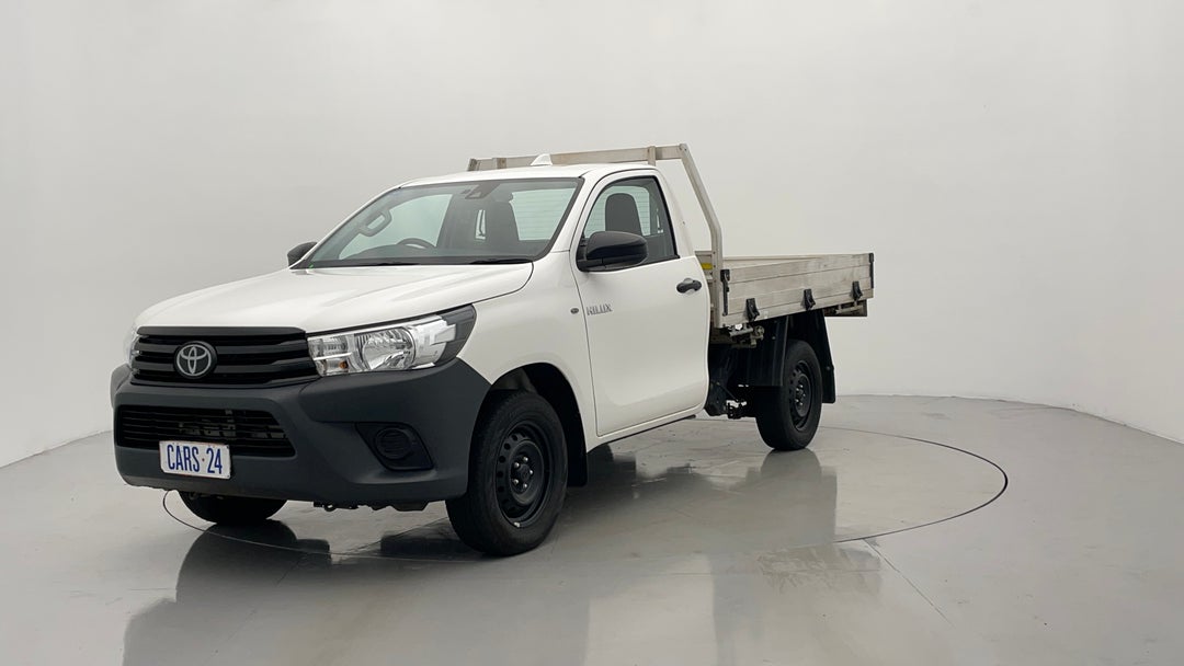 Left Front Diagonal (45- Degree) View